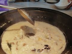 -陈大锅·岳阳鱼馆·地道岳阳菜(美食街店)