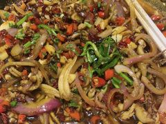 -绿草地·湘菜(7mall店)