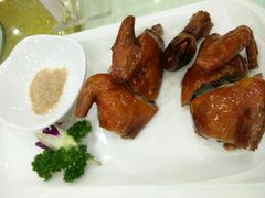 -巨元河鲜酒楼·清远特色菜名店(英德店)