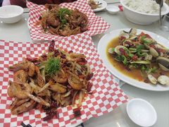 -覃记海鲜美食餐厅