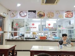 -老西白点心店