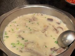 -肖仙仙羊肉汤·创于1996年(三官堂总店)