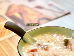-必胜客(上海新南方商城PH店)