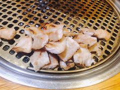 -唯成•韩国炭火烤肉 유성고기