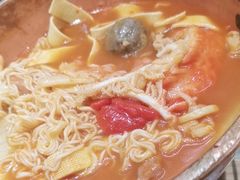 -成都你六姐·牛肉冒菜(信泰中心商场店)