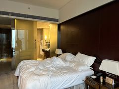 -广州天河希尔顿酒店