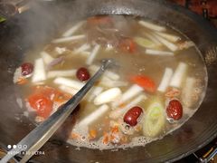 -美膳居川菜馆油焖大虾烧烤(卓刀泉店)