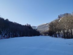 -亚布力新体委滑雪场