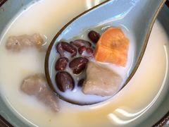 鸳鸯红沙芋头西米露-党公糖水铺(鹭江店)