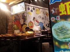 -吴山路夜市