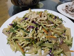 东北凉菜-东北菜冰城一家人