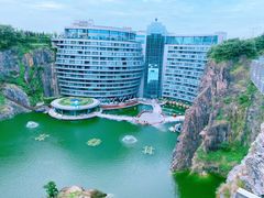 -蓝精灵乐园·世茂精灵之城主题乐园