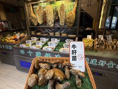 -桥边小楼·手工云南菜·古城观景小楼