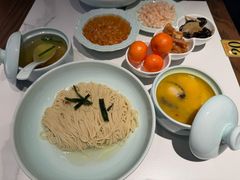 -裕兴记•蟹黄面馆(人民广场店)