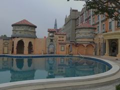 -泉城欧乐堡戏水湾艺术养生温泉