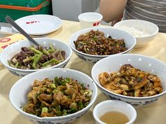 -笨罗卜浏阳菜馆(太平街店)
