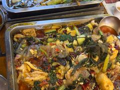 -后街佬·炭火鲜鱼杂(南城店)