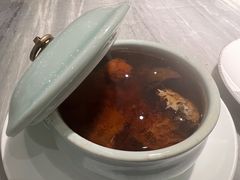 黑蒜瘦肉炖汤-岭南真味·匠心粤菜(K11店)