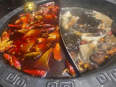 -宽板凳老灶火锅(外馆斜街店)
