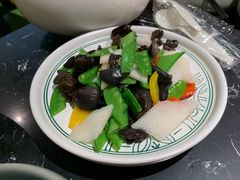 五彩时蔬-云海肴云南菜·蒸汽石锅鱼(青岛万象城店)