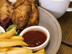 香炸鸡翅配薯条-Money Shops(愚园路店)