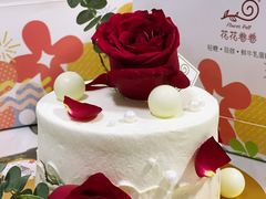 -花花卷卷·鲜食蛋糕(静安久光百货店)