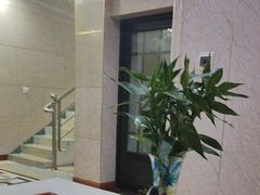 -康红堂盲人按摩(康政路店)