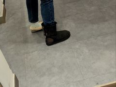 -UGG(燕莎奥特莱斯购物中心店)
