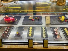 -大中华希尔顿酒店-念自助餐·嗨啤·小龙虾
