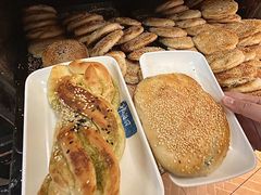 -韩海丽特色美食(秀州路店)