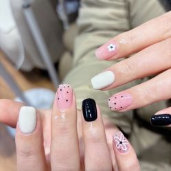 -Y2日式美甲美睫美肤沙龙