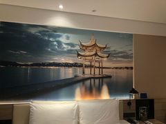-杭州西湖湖滨银泰亚朵酒店