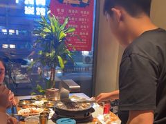 -草家酱蟹炭火烤肉店(珲春南路一店)