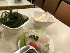 -一席地·本地鸡窝·杭帮鸡火锅(萧山银隆百货店)