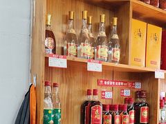 -湖南人家湘菜馆(镇江路店)