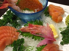 生鱼片拼盘-禅猫日本料理