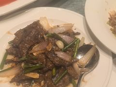 -凤凰园烤鸭店·唐山菜·传承花椒肉(老唐丰路店)
