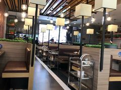 -黄记煌三汁焖锅(名泉广场店)