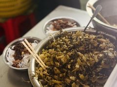 -灵山卢梅燕粉店