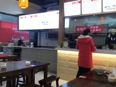 -阿依娘镇店豌杂面(三峡广场店)
