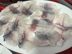 鳗鱼-花苑美食横琴生蚝火锅(拱北粤华路店)