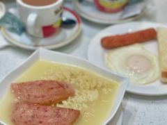 -香港新发烧腊茶餐厅(水围店)