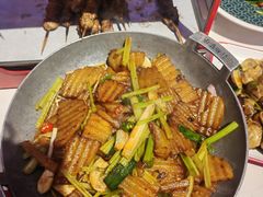 -路边边.炒菜烧烤.音乐餐厅(良乡长虹店)