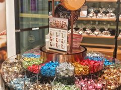 -Laderach 莱德拉(上海环贸iapm店)