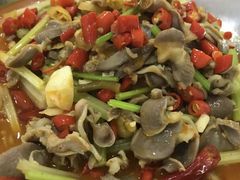 -独一佳老胡湘菜馆(矿山路店)