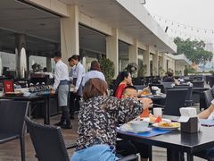 -曼谷湄南河畔华美达广场酒店