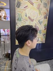 -藤野造型·烫·染发型设计店