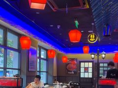 -山河屯铁锅炖·非遗东北菜(南山店)