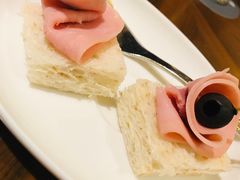 -湖景知味西餐厅•自助餐• 轻食(南京金茂威斯汀大酒店)