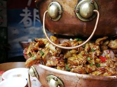 -炉小二铜锅牛蛙•川湘菜(三里屯店)